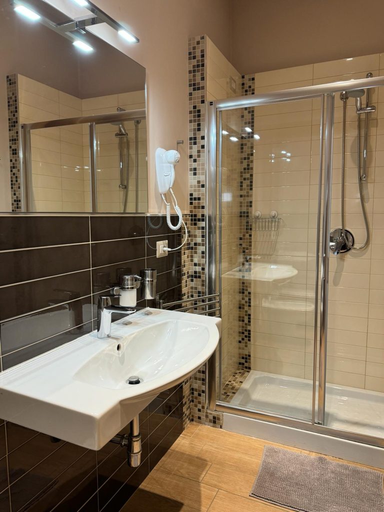 arco del sasso bagno